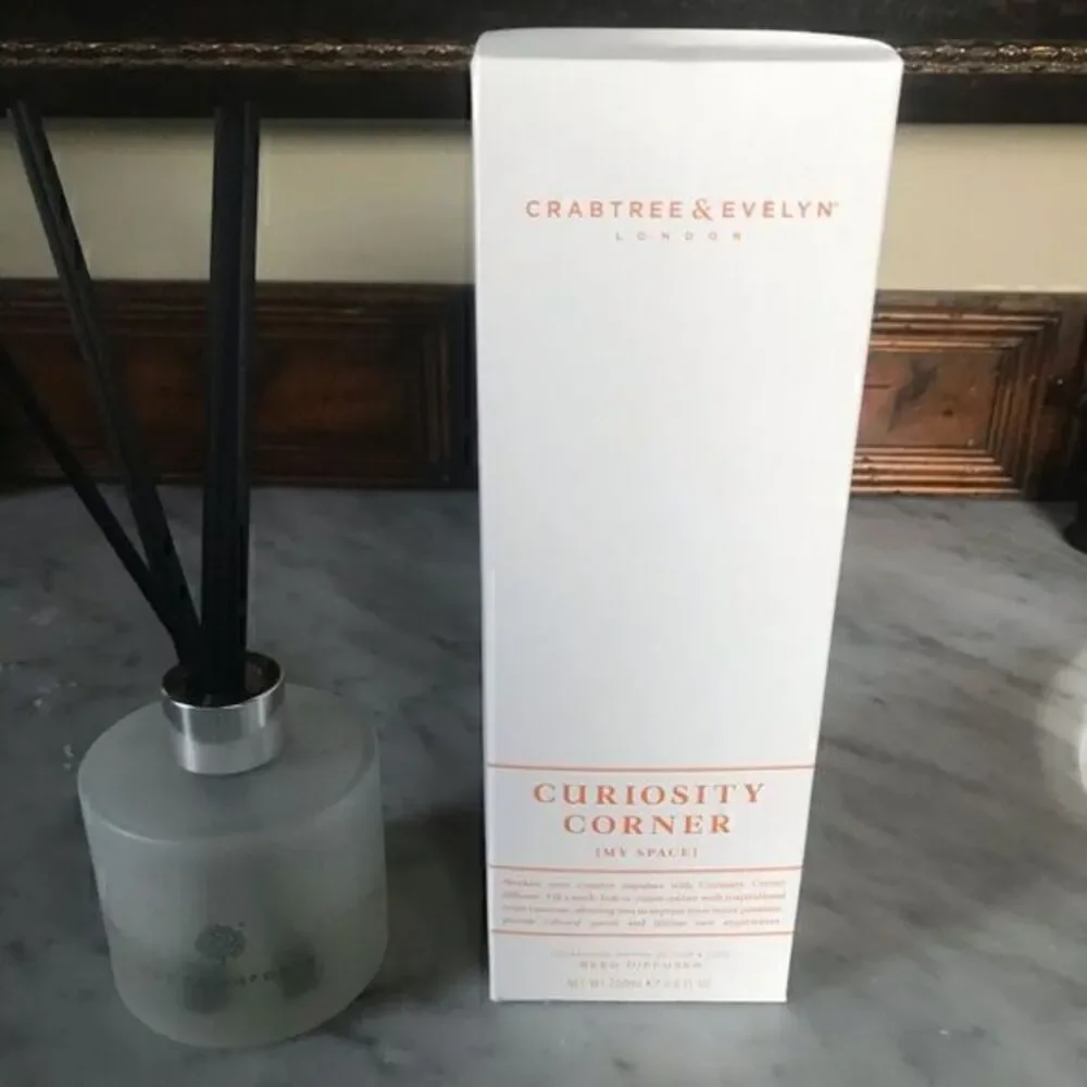 Crabtree & Evelyn Curiosity Corner by Jo Malone
